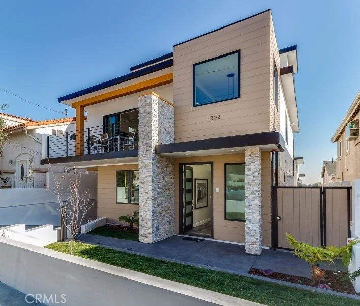 Unit for sale at 202 S Prospect Avenue, Redondo Beach, CA 90277