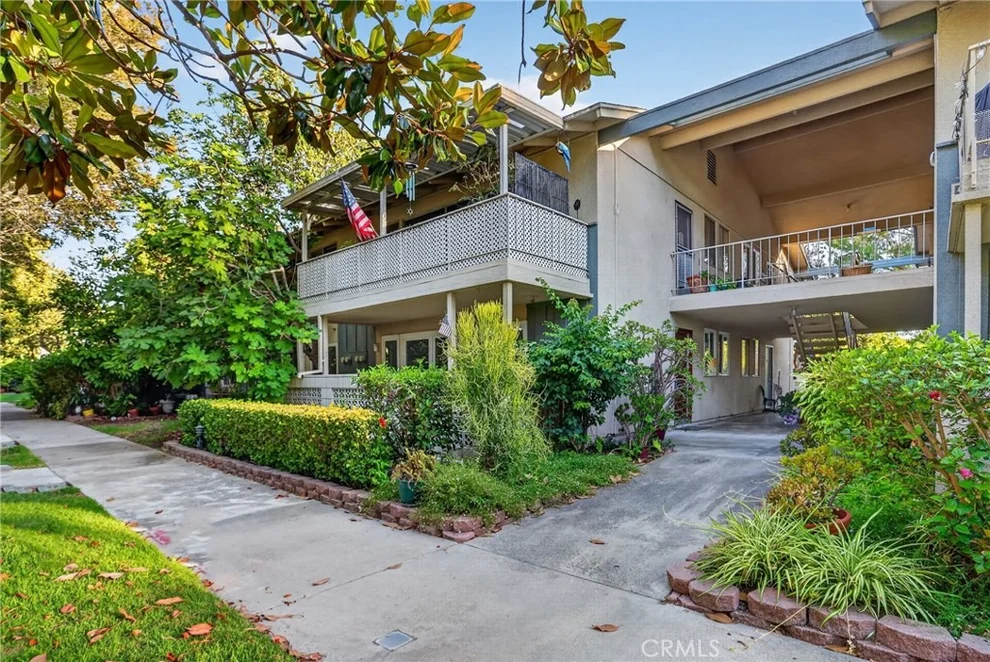 Unit for sale at 8 Via Castilla, Laguna Woods, CA 92637