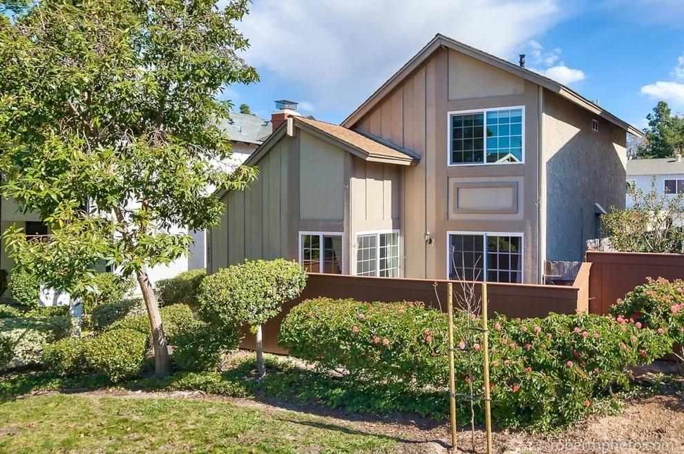 Unit for sale at 10633 Porto Ct., San Diego, CA 92124