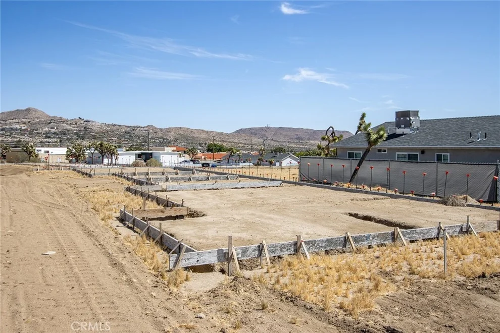Unit for sale at 57405 Primrose, Yucca Valley, CA 92284
