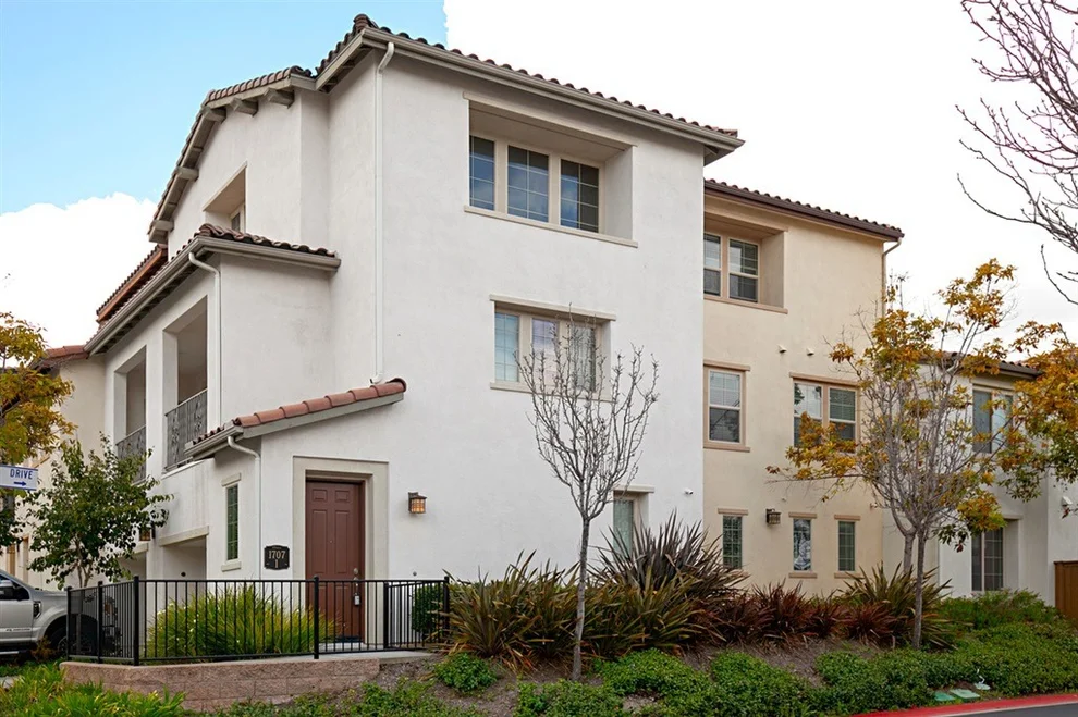 Unit for sale at 1707 ROLLING WATER DR, Chula Vista, CA 91915