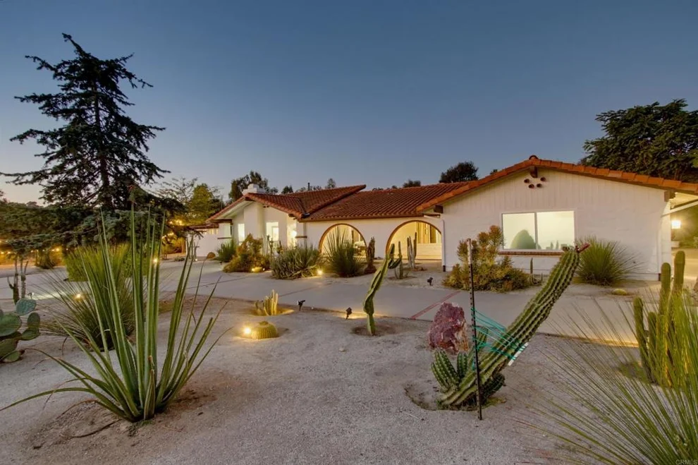 Unit for sale at 4580 El Mirlo, Rancho Santa Fe, CA 92091