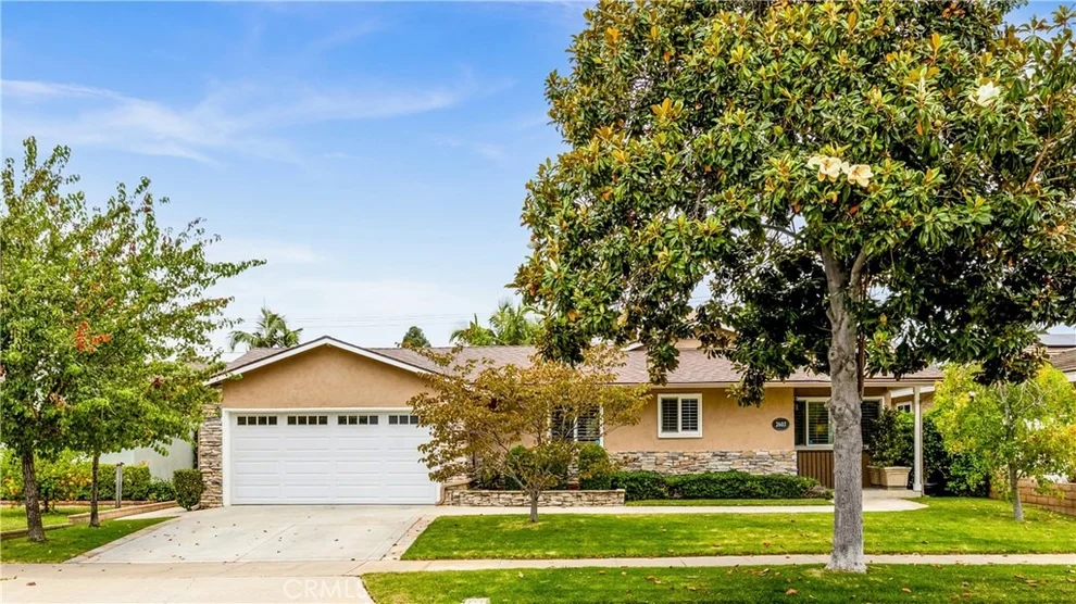 Unit for sale at 2603 E Coolidge, Orange, CA 92867