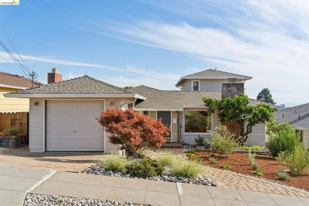 Unit for sale at 6788 Glen Mawr Ave, El Cerrito, CA 94530