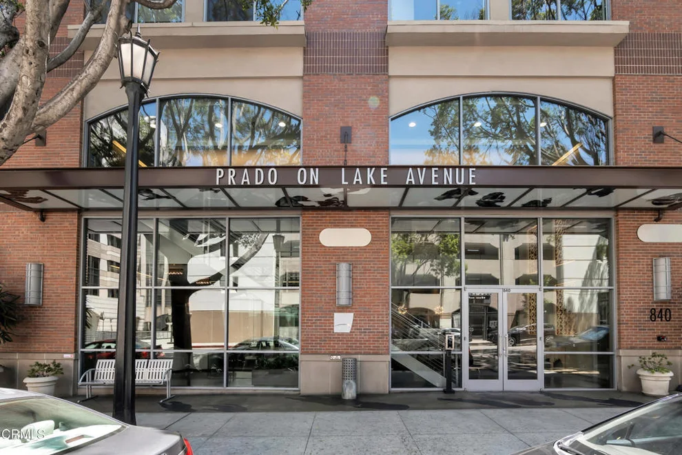 Unit for sale at 840 E Green Street, Pasadena, CA 91101