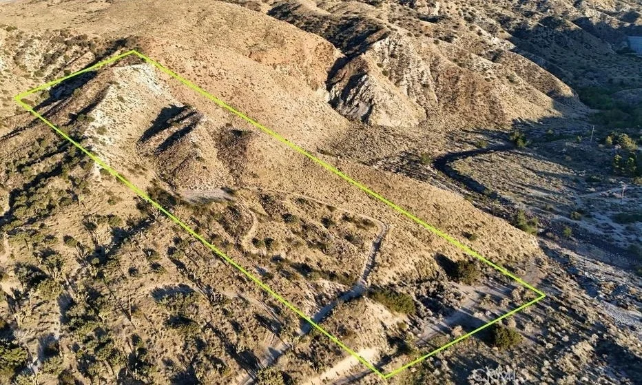 Unit for sale at 0 Cheseboro Road, Palmdale, CA 93550