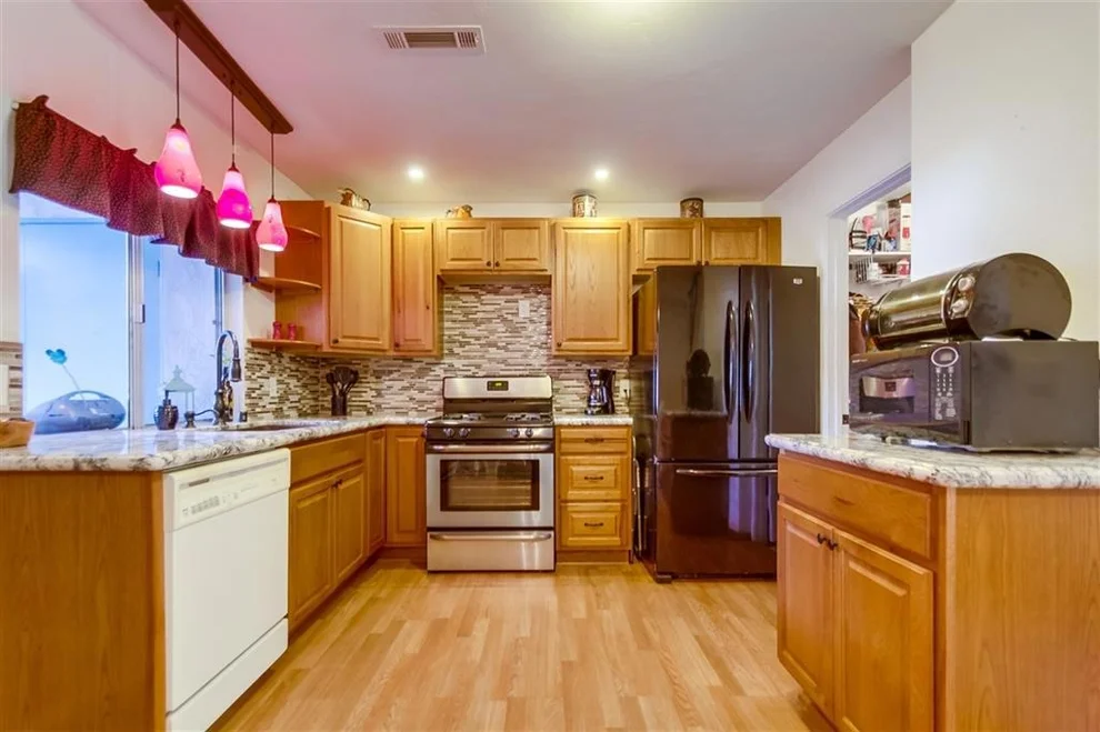 Unit for sale at 9401 Carlton Oaks, Santee, CA 92071