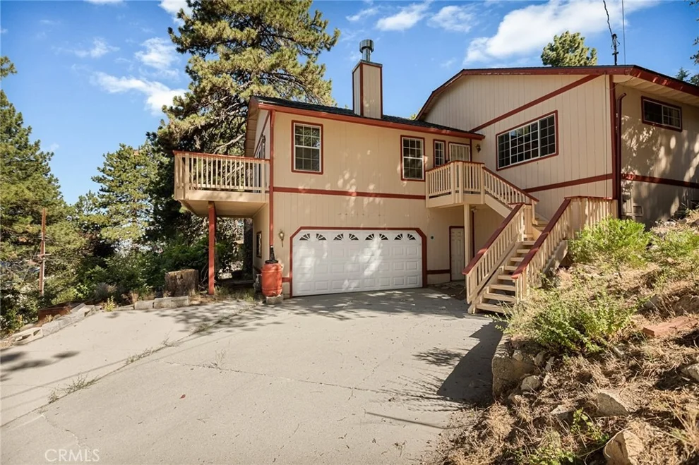 Unit for sale at 30930 Glen Oak, Running Springs, CA 92382