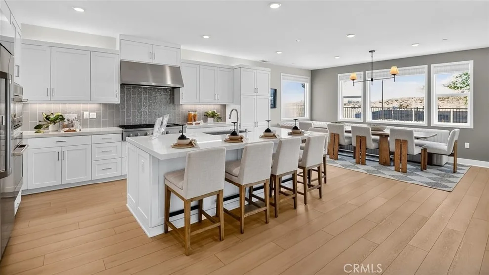 Unit for sale at 28004 Plateau Terrace, Valencia, CA 91381