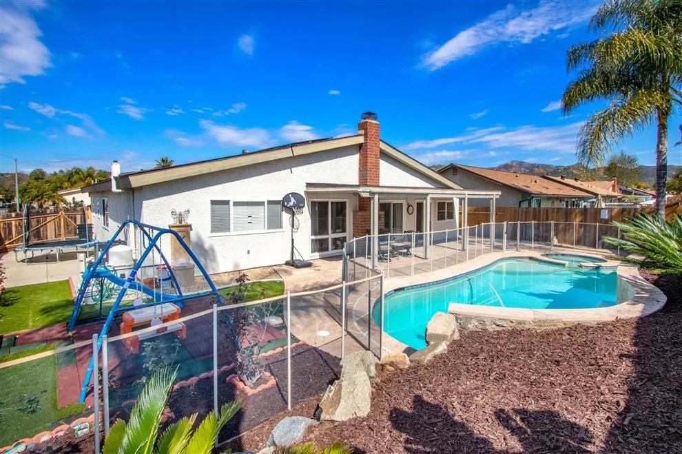 Unit for sale at 14505 Scarboro St., Poway, CA 92064