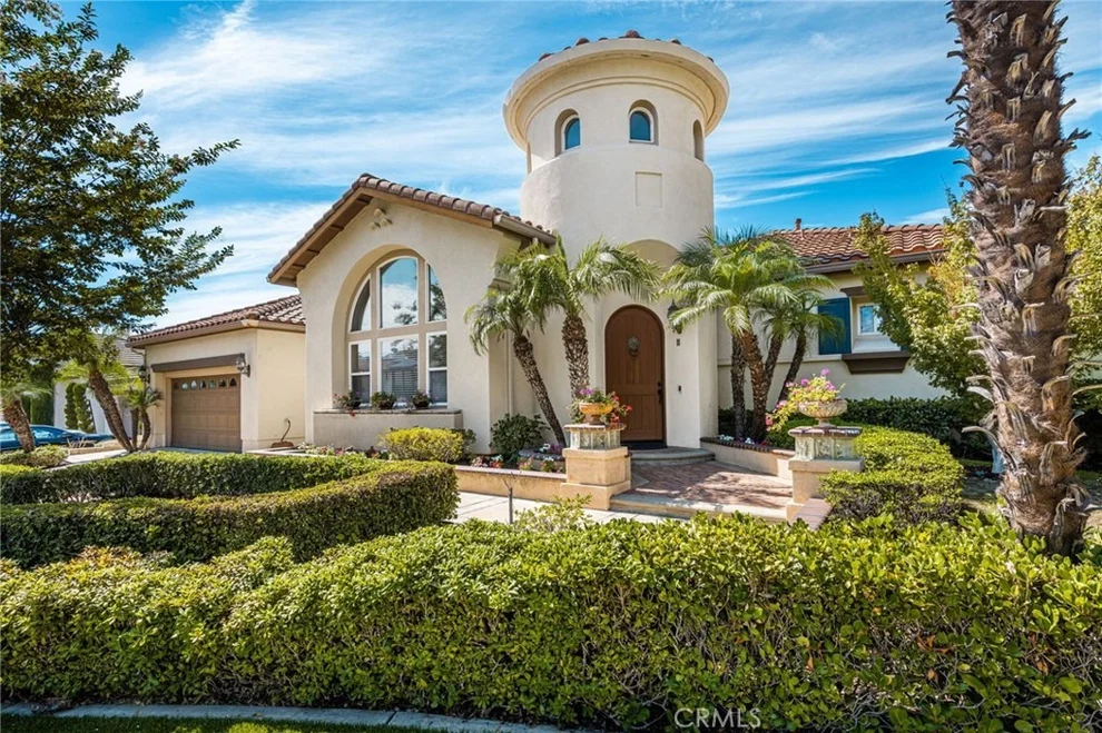 Unit for sale at 11739 Willard Avenue, Tustin, CA 92782