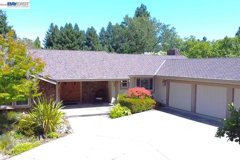 Unit for sale at 2112 Red Oak Place, Danville, CA 94506