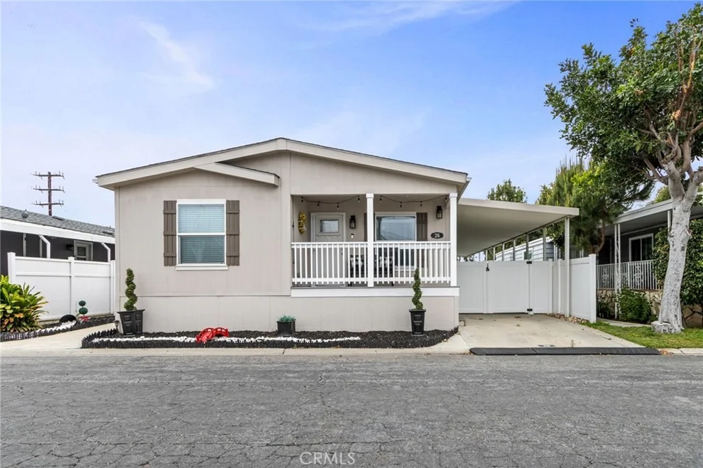 Unit for sale at 3595 Santa Fe, Long Beach, CA 90810
