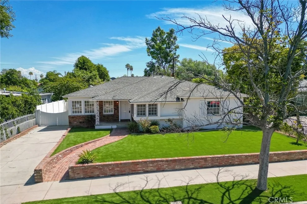 Unit for sale at 5436 Crebs, Tarzana, CA 91356