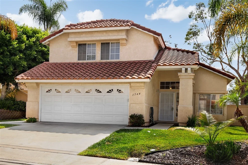 Unit for sale at 1744 Crystal Ridge Way, Vista, CA 92081