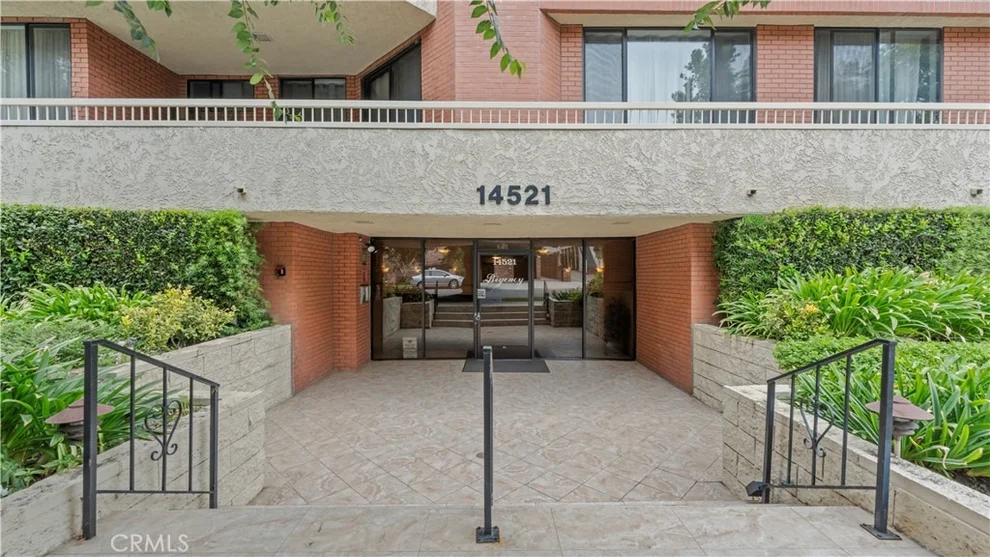 Unit for sale at 14521 Benefit St, Sherman Oaks, CA 91403