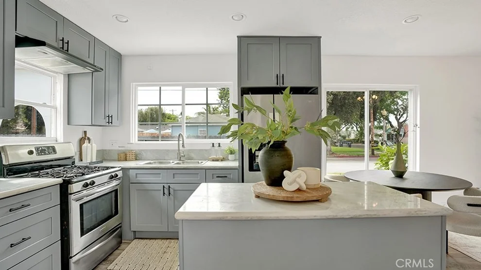 Unit for sale at 1249 S Garnsey, Santa Ana, CA 92707