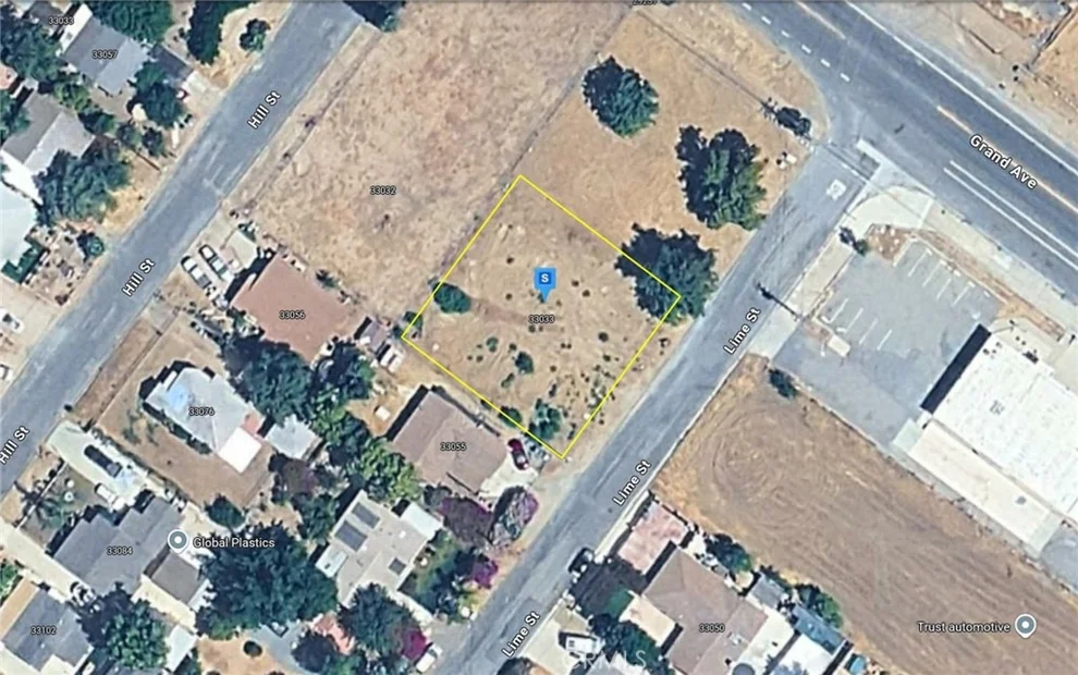 Unit for sale at 33033 Lime Terrace, Lake Elsinore, CA 92530