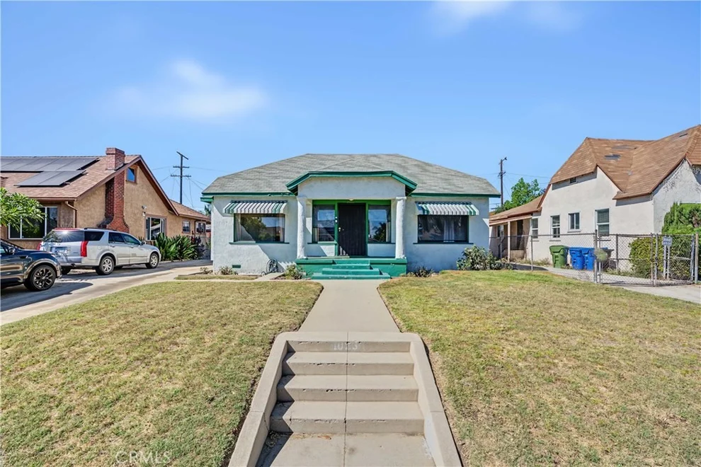 Unit for sale at 1023 W 73rd, Los Angeles, CA 90044