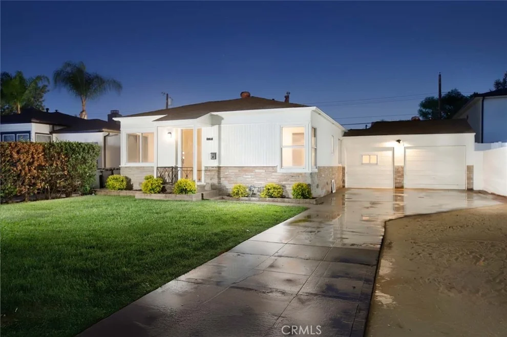 Unit for sale at 2104 N Pass, Burbank, CA 91505