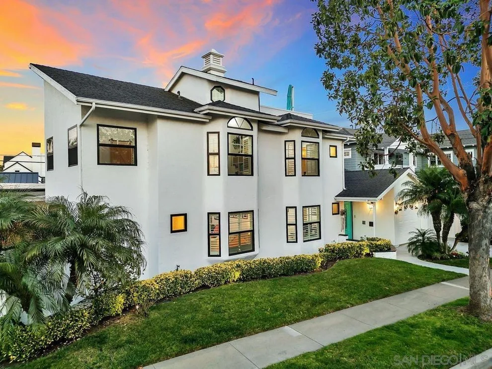 Unit for sale at 981 Cabrillo Ave, Coronado, CA 92118