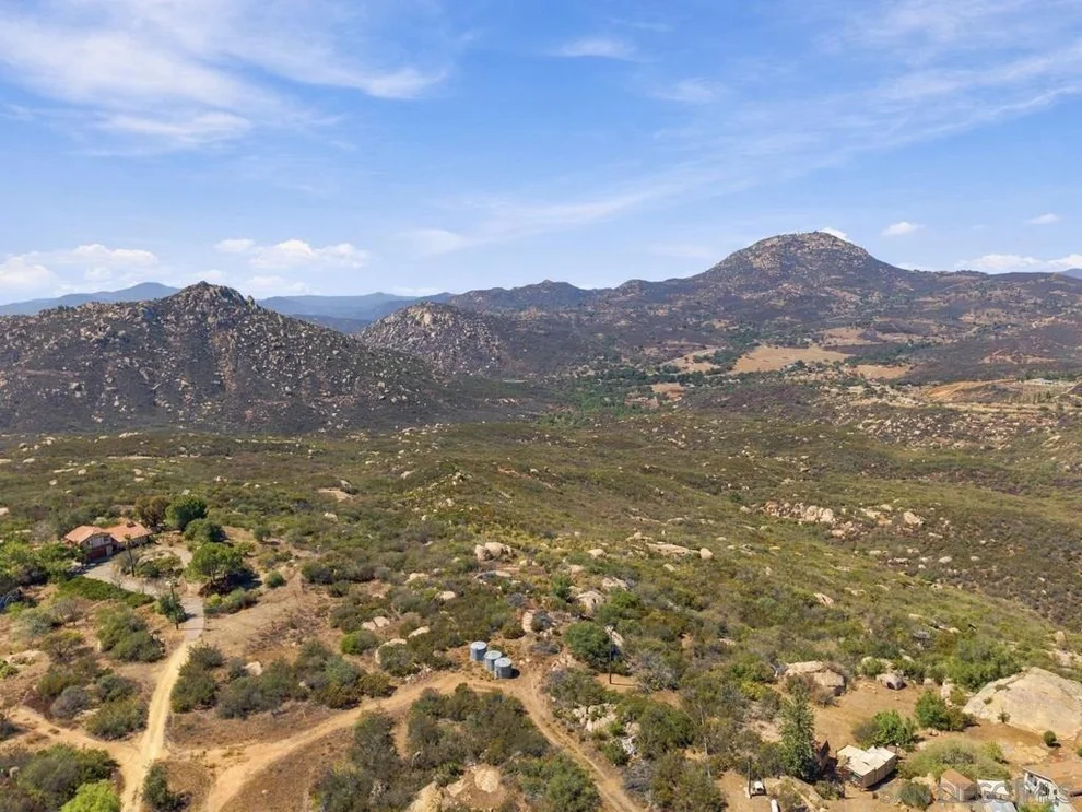 Unit for sale at 2096 Via Laura, Jamul, CA 91935