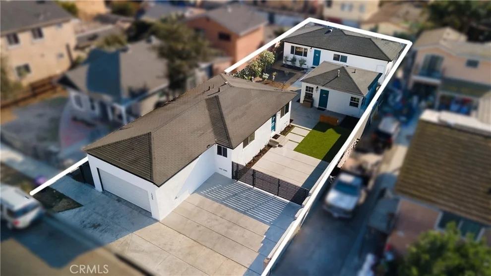 Unit for sale at 2300 E 15th Street, Long Beach, CA 90804