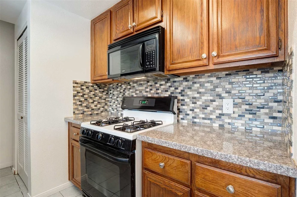 Unit for sale at 2936 Elm Tree Ct., Spring Valley, CA 91978