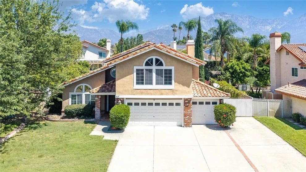 Unit for sale at 919 W 14th st, Upland, CA 91786