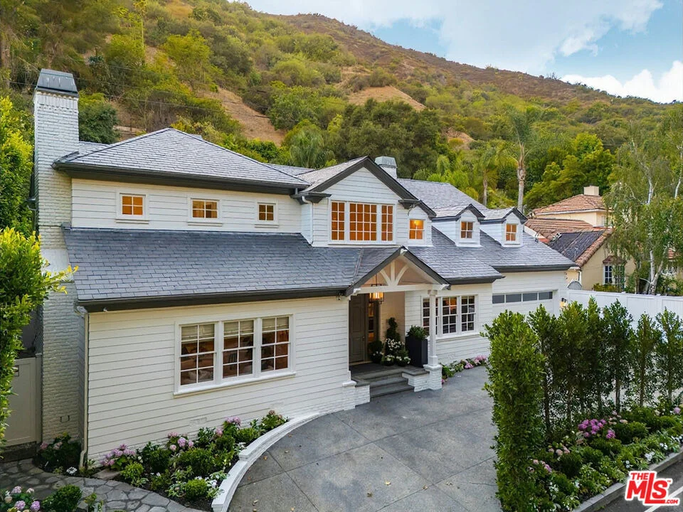 Unit for sale at 2803 Mandeville Canyon, Los Angeles, CA 90049