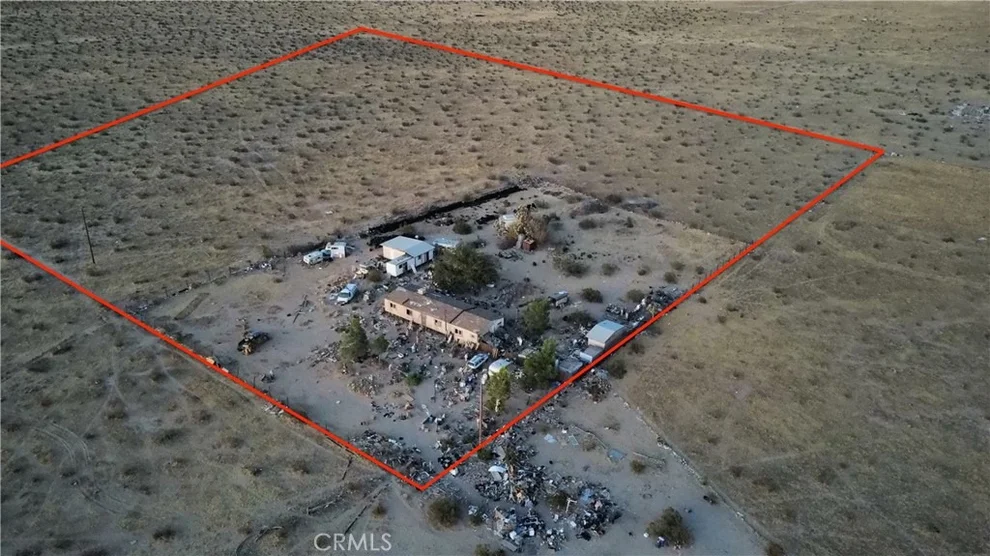 Unit for sale at 21011 Lilac, Adelanto, CA 92301