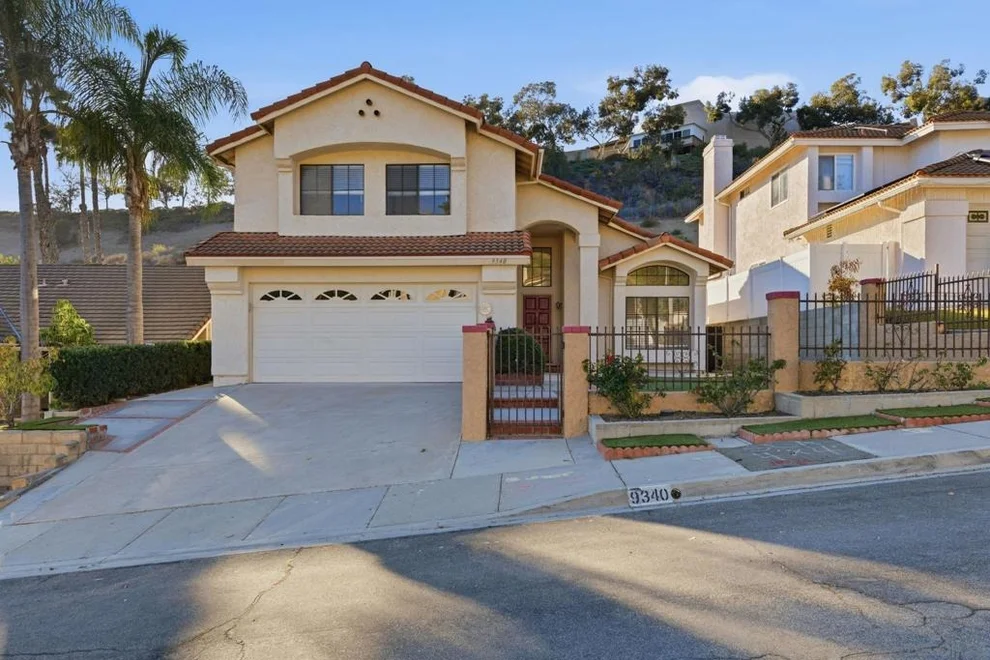 Unit for sale at 9340 Pipilo St, San Diego, CA 92129