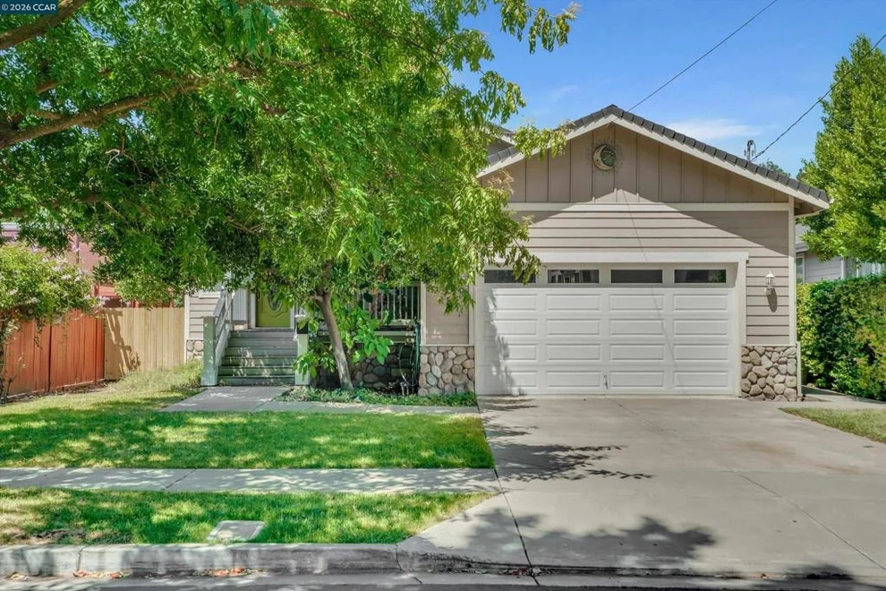 Unit for sale at 3190 Castro St, Martinez, CA 94553-3222