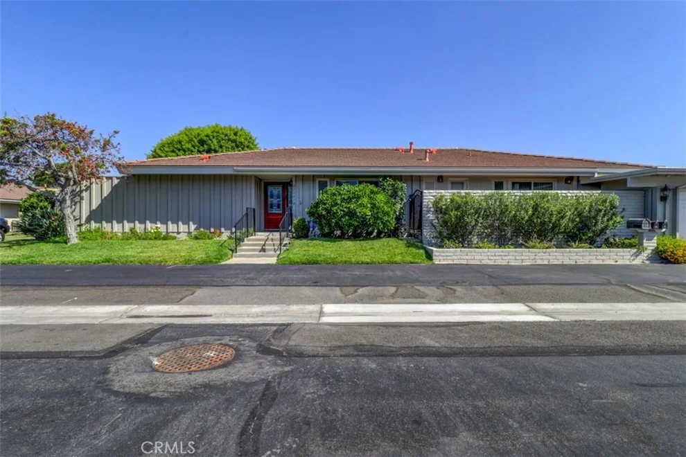 Unit for sale at 27241 Via Callejon, San Juan Capistrano, CA 92675