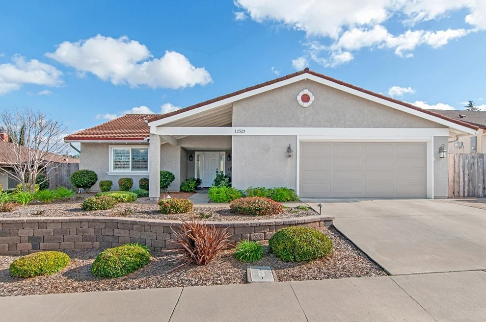 Unit for sale at 12523 Palero Rd, San Diego, CA 92128