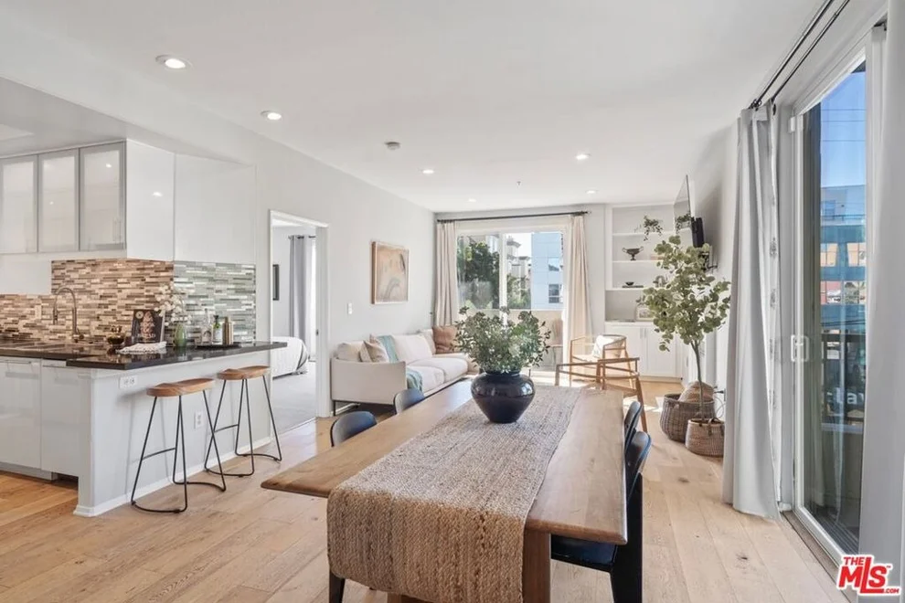 Unit for sale at 4060 Glencoe Avenue, Marina Del Rey, CA 90292
