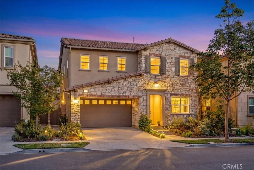 Unit for sale at 22 Lark, Lake Forest, CA 92630