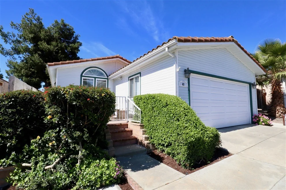 Unit for sale at 14955 Avenida Venusto, Poway, CA 92128