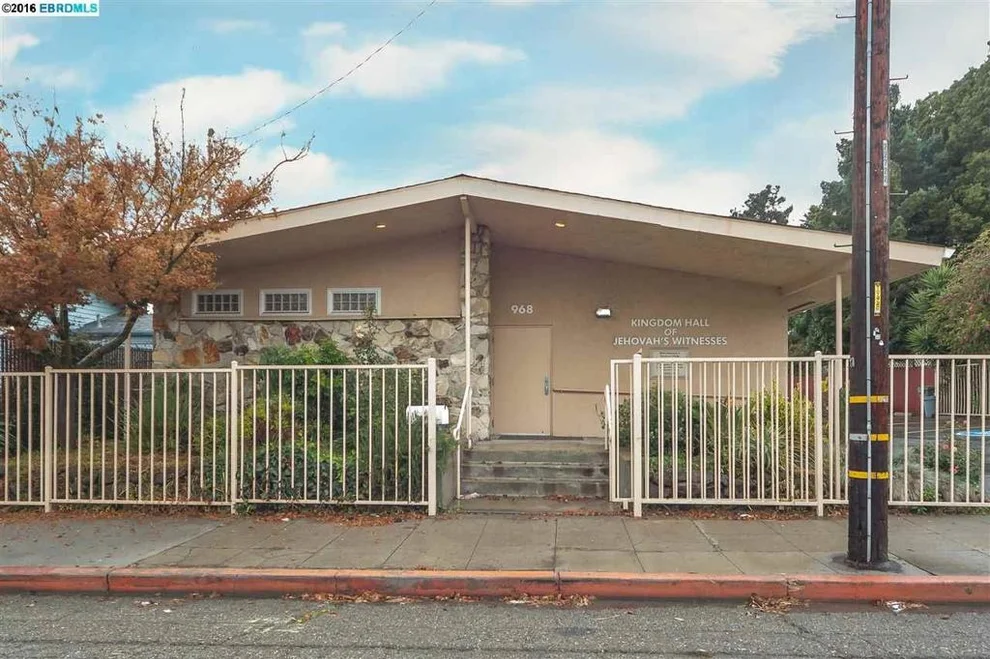 Unit for sale at 968 61st St, Oakland, CA 94608