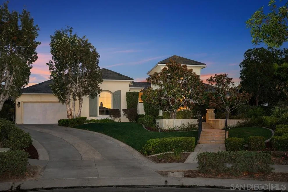Unit for sale at 9659 Lario Ln, San Diego, CA 92127