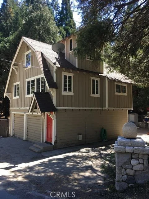 Unit for sale at 26537 Highway 189, Twin Peaks, CA 92391