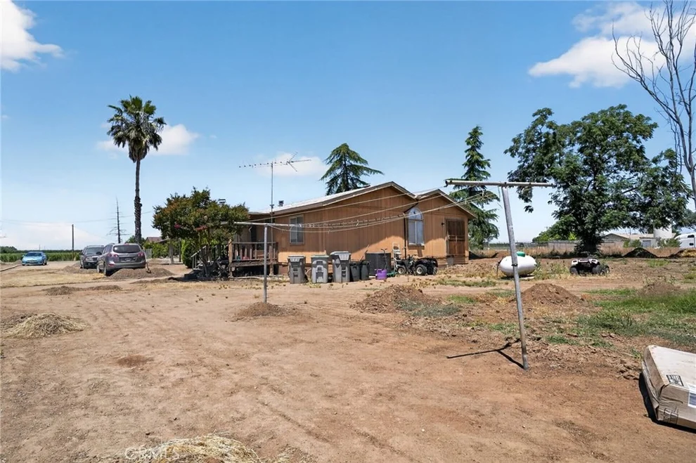 Unit for sale at 3512 S Blythe Avenue, Fresno, CA 93706