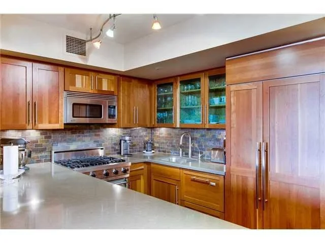 Unit for sale at 500 W Harbor Drive, San Diego, CA 92101