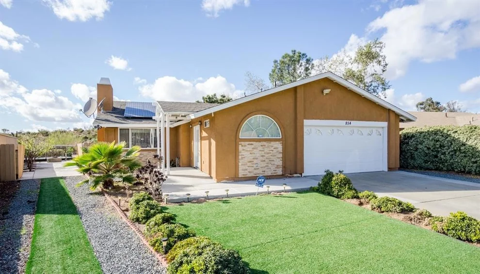 Unit for sale at 854 Terra Ln, El Cajon, CA 92019