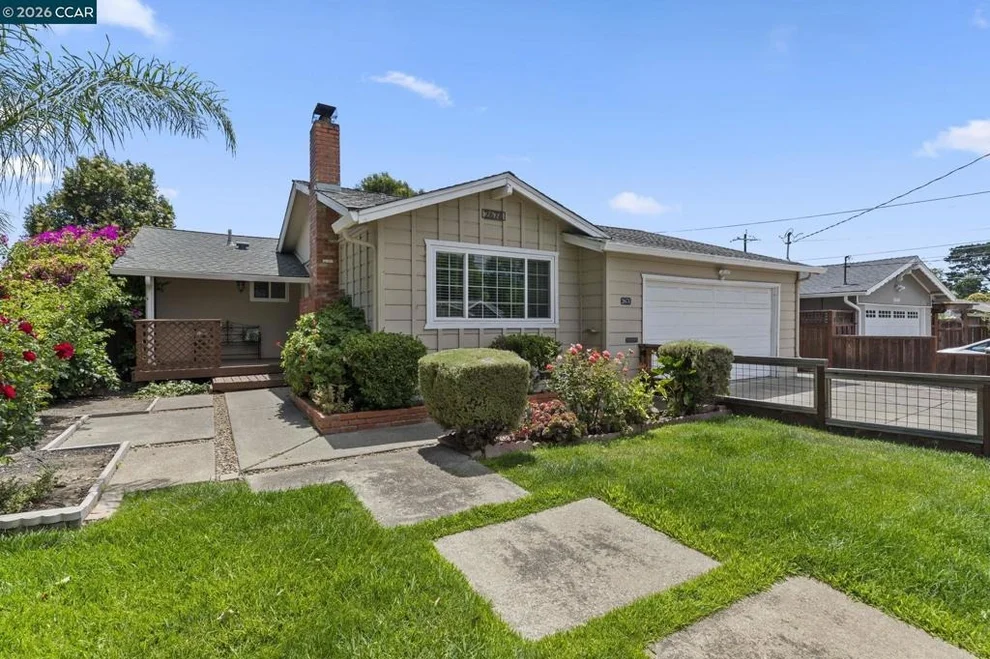 Unit for sale at 2674 E Olivera Rd, Concord, CA 94519
