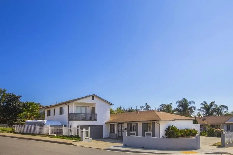 Unit for sale at 7447 Hanford, San Diego, CA 92111