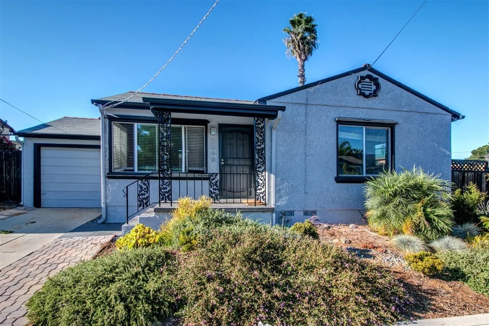 Unit for sale at 3848 Monroe Ave., San Diego, CA 92116