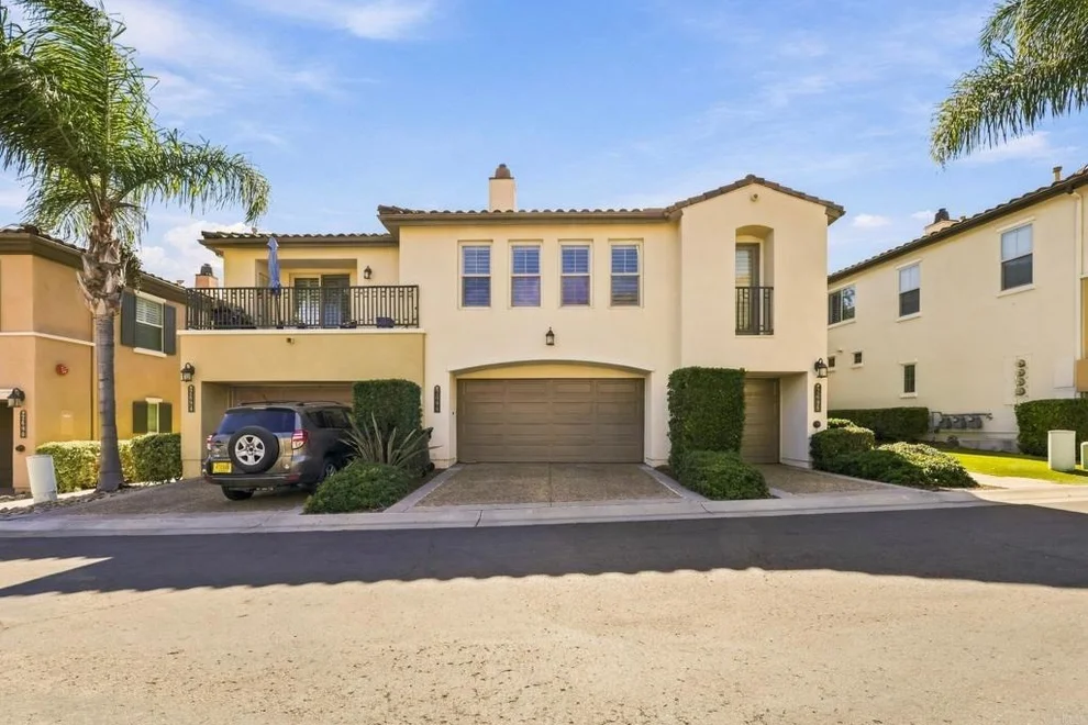 Unit for sale at 2696 Bellezza Drive, San Diego, CA 92108
