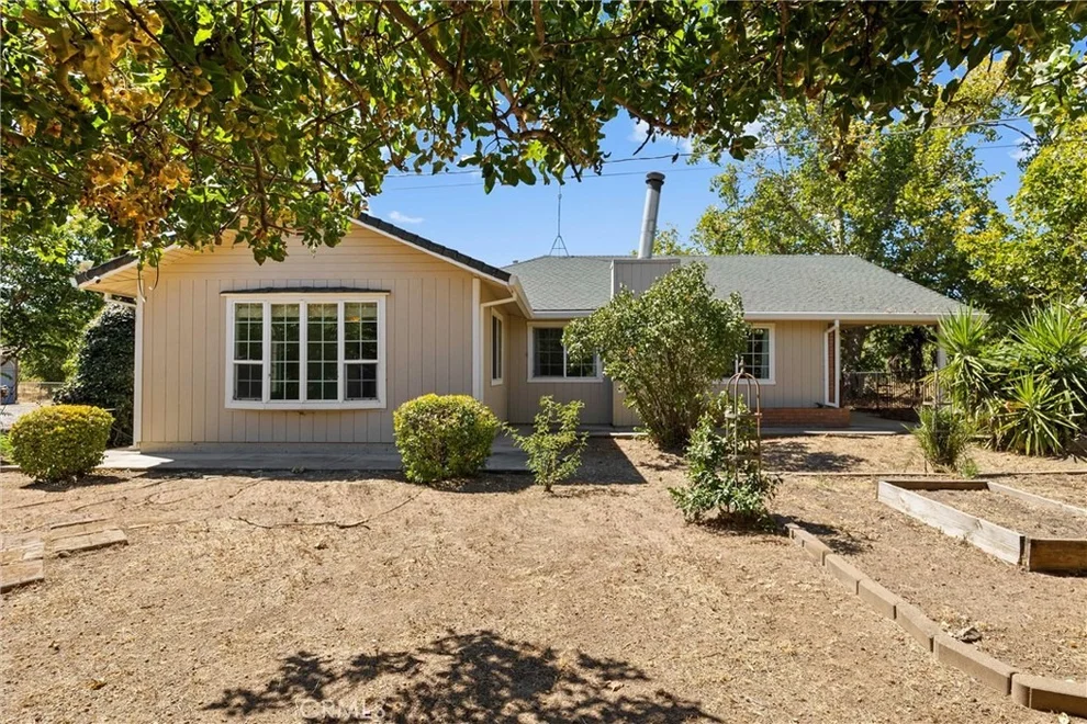 Unit for sale at 23353 Hamilton, Gerber, CA 96035