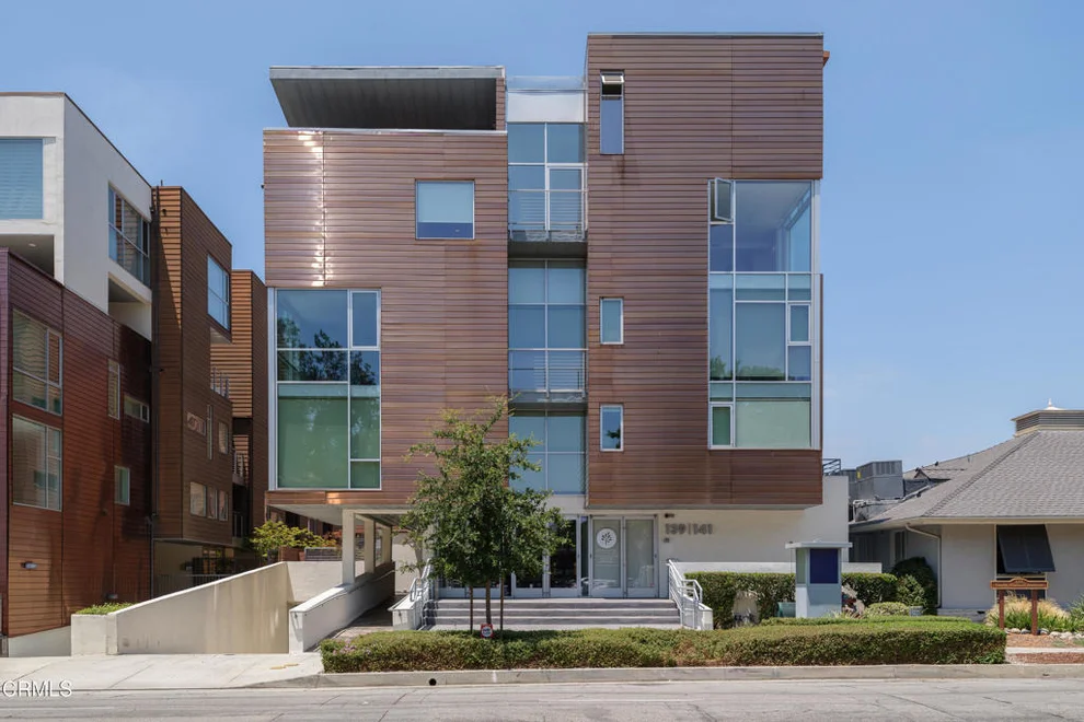 Unit for sale at 141 S Hudson Avenue, Pasadena, CA 91101